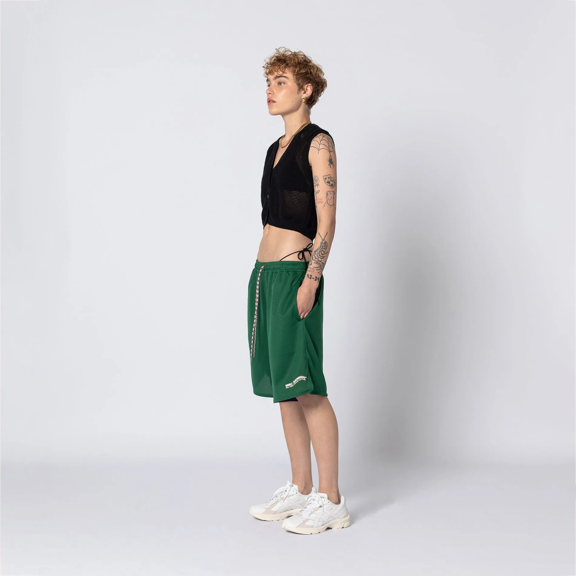 BLACK MESH VEST