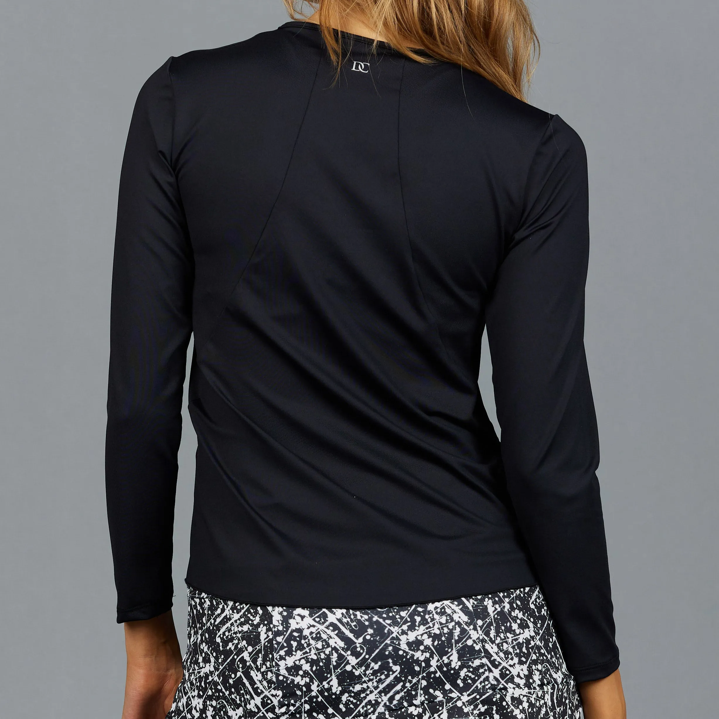 Classic Long-Sleeve Top (black)
