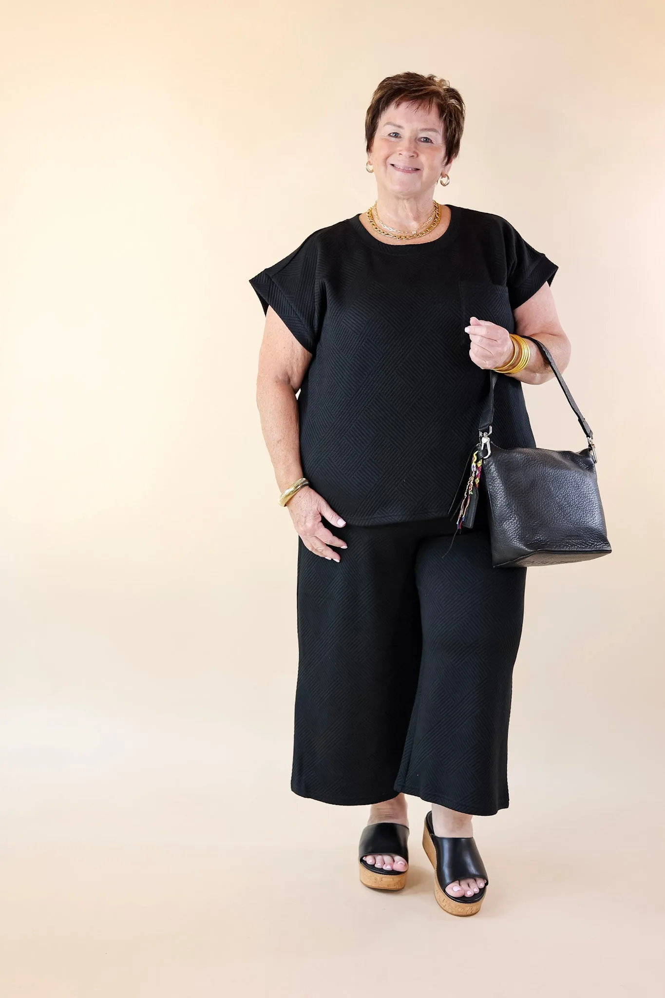 Glamour on the Go Textured Wide Leg Pant in Black