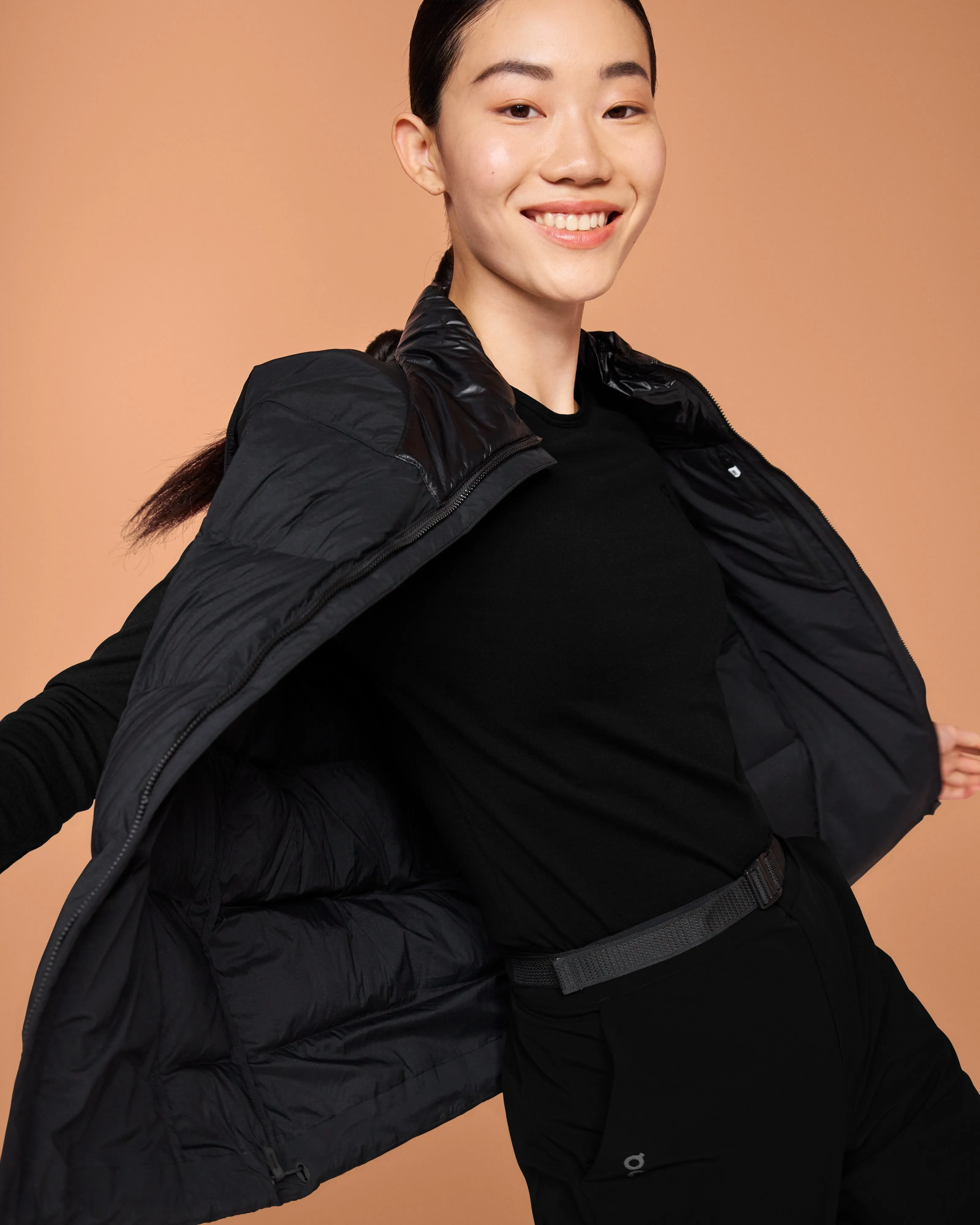 Insulated vest On Running Challenger, black