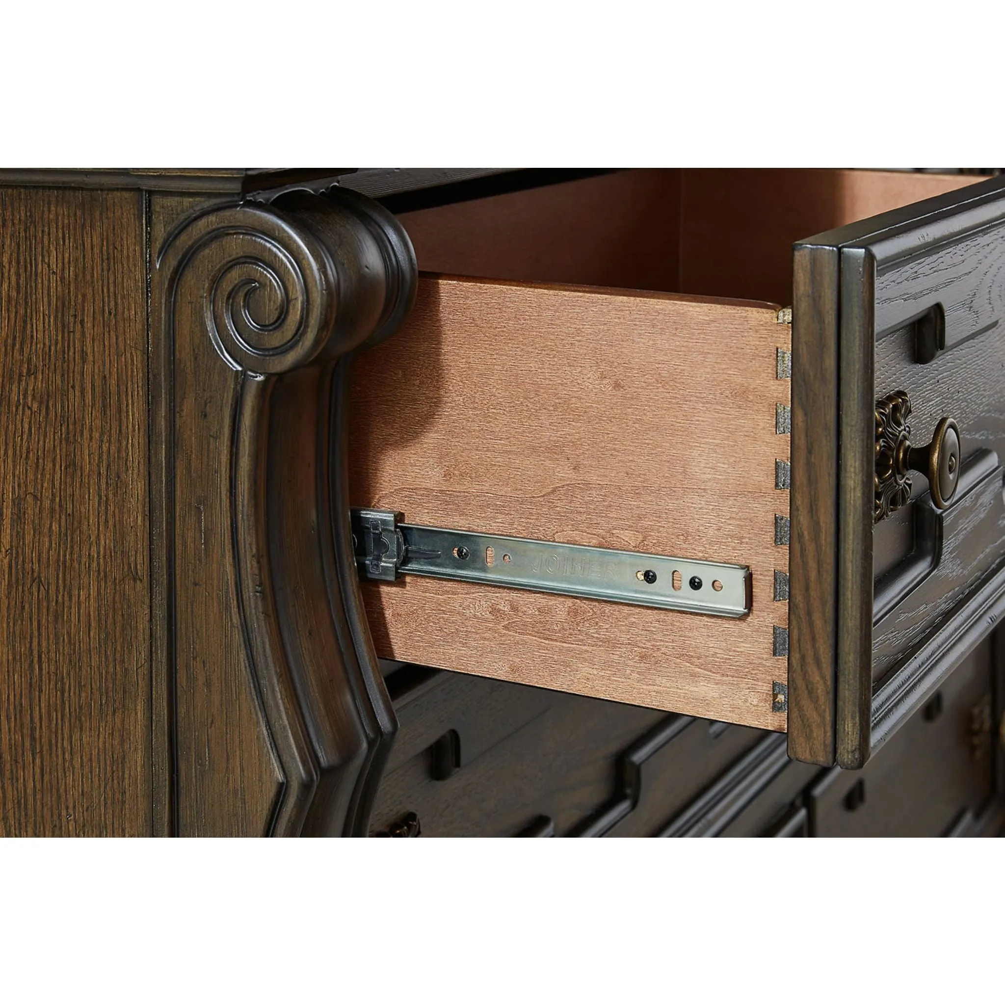 Maylee Dresser and Mirror